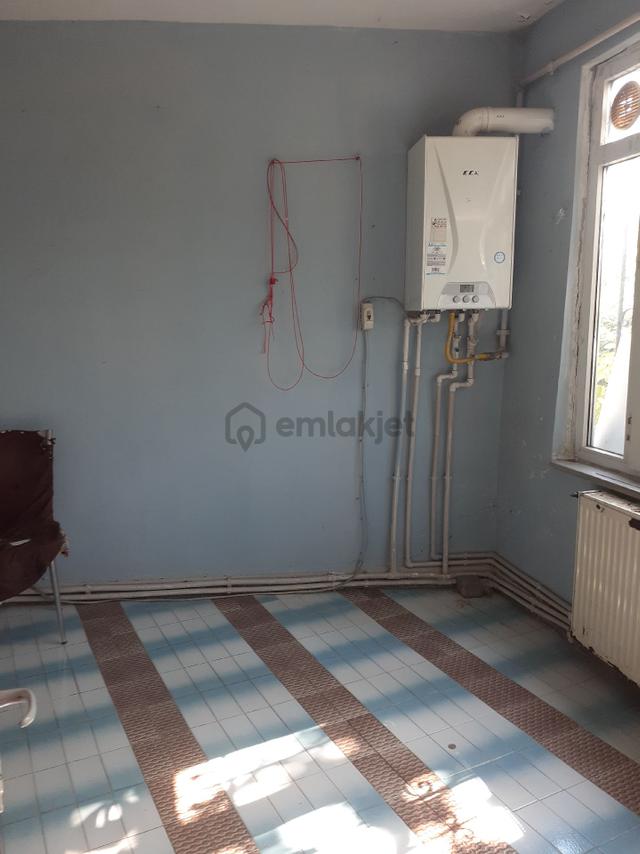 Fatih Kocamustafapaşa Sümbülefendi Buzpisti Spor Kompleksi Yanında Boş Arakat... 4
