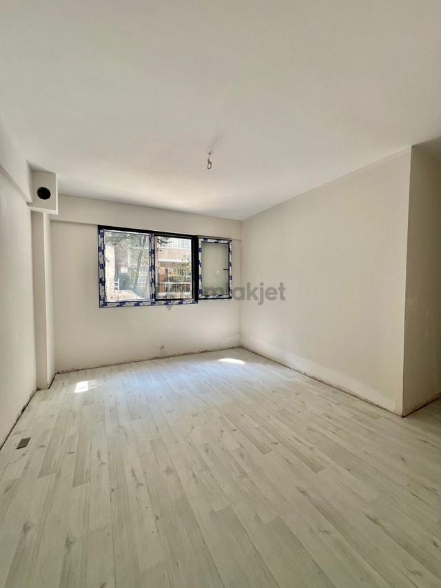 🏡 2 Anafartalar Mahallesi 🏡 ✅3+1 120 M2 6 Katlının Zemin Katı ❇️ Kapalı Mutfak 5