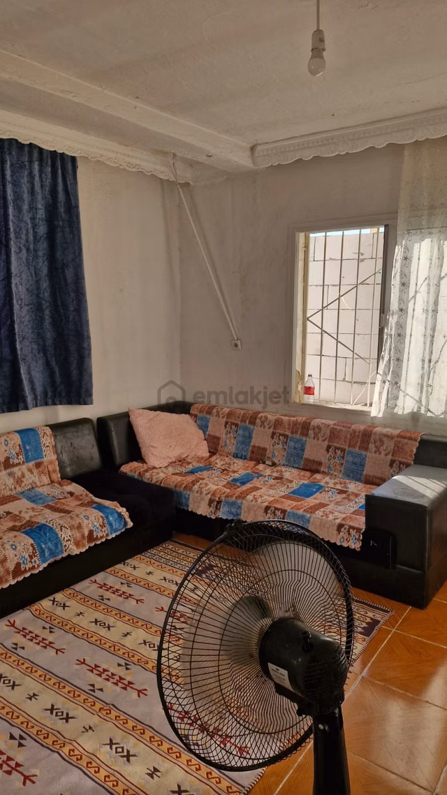 Acill Konak Ferahlı Mah.de 2 Katlı Komple Satılık Müstakil Ev 2