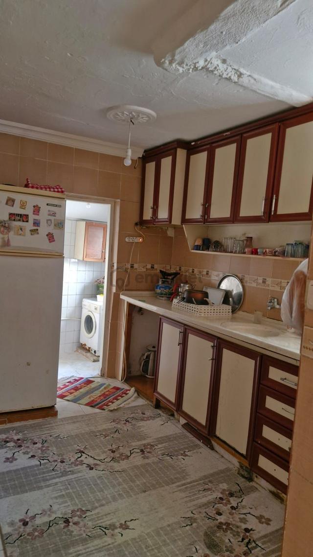 Acill Konak Ferahlı Mah.de 2 Katlı Komple Satılık Müstakil Ev 4