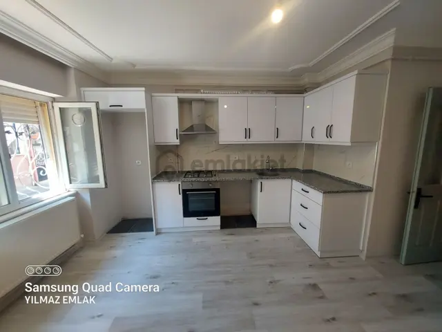 217 Altıntaş Mahallesi Koca Cami Caddesi Üzerinde Doğalgazlı 2 +1 Yüksek Giriş Daire 1