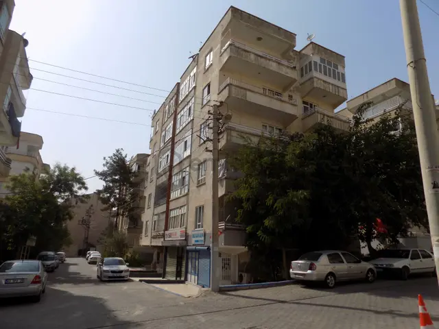 Haliliye Selahaddin Eyyübi'de 3+1 Geniş Balkonlu Satılık Daire 1