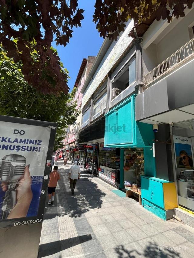 Gazi Caddesinde Satılık Kıymetli Mülk 5