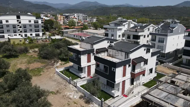 Cennetten Bir Köşe Deniz Ve Doğayla Bütünleşen 4+1 Villa 2