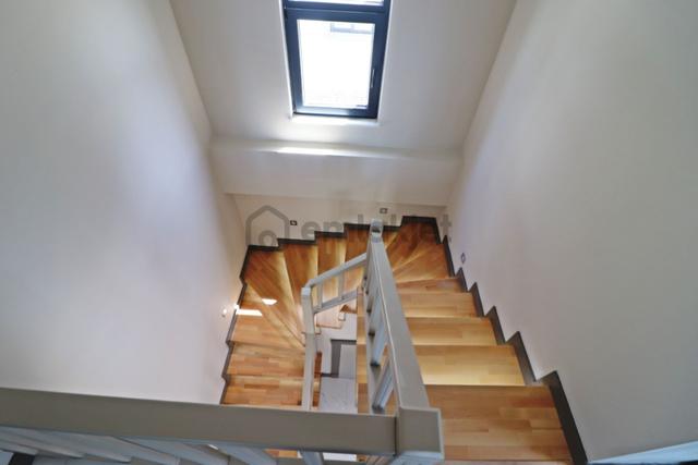 Irmaksudan Şehir Merkezine Yakın Ultra Lüks Villa 5