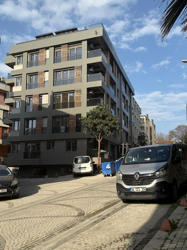 Üsküdar Salacakta 3+1 110 M2 Bahçeli Sıfır Otoparklı Daire 1