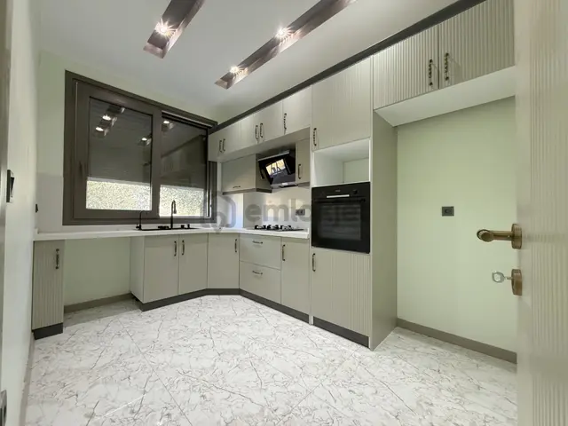 🟣🟣 Güç Gayrimenkul'den Zeytinli'de Geniş Bahçeli & Teraslı Lüx Tasarım Satılık 4+1 Villa 4