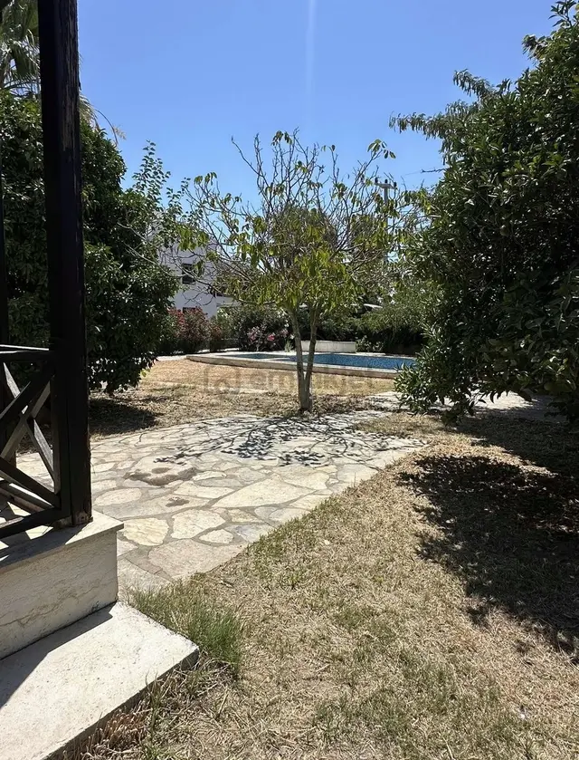 Sahile 100 Mt Villa