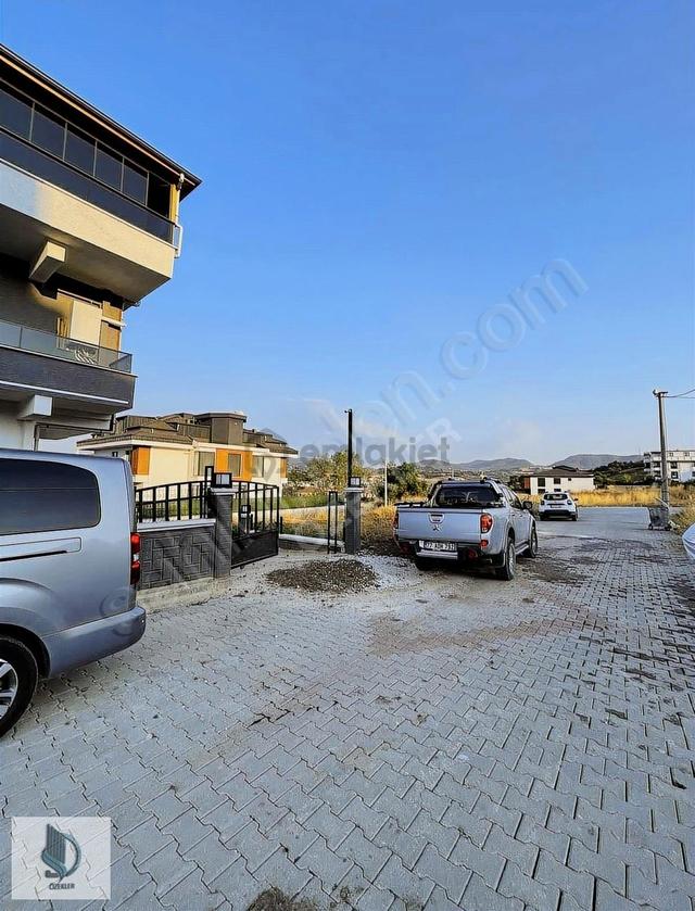 Şehrin Kabinde Kupon Arsa Emsalsiz Fiyat Köşe Başı 3