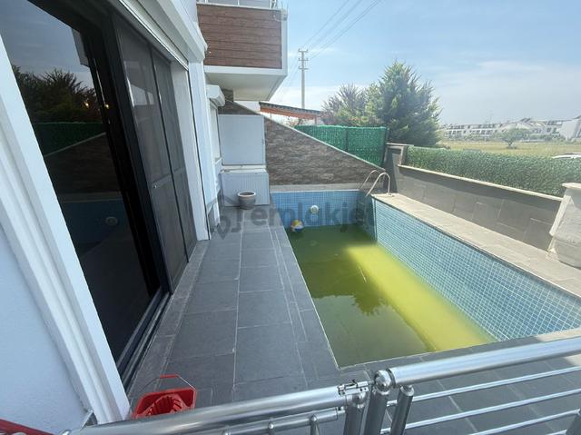 💥🏠 Didim Efeler Mahallesinde Satılık Müstakil Havuzlu Tripleks Villa 🌊💥 5