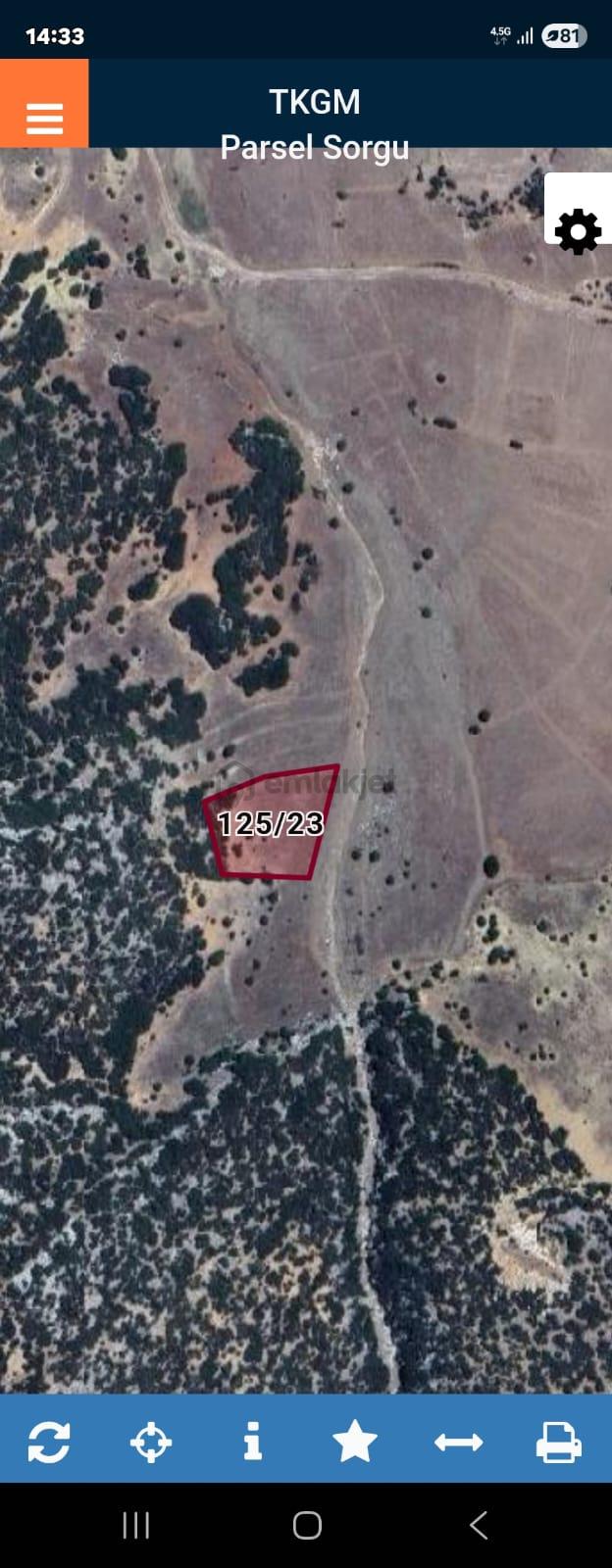 Yeşilova Yarışlıda 3003 M2 Köy'e Yakın Stılık Arazi