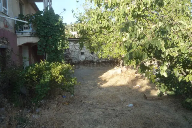 İzmir Torbalı Gold Emlaktan Satılık Bahçeli Köy Evi 3