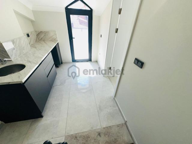 Akçay Yenimahalle De 3+1 Satılık Villa 5