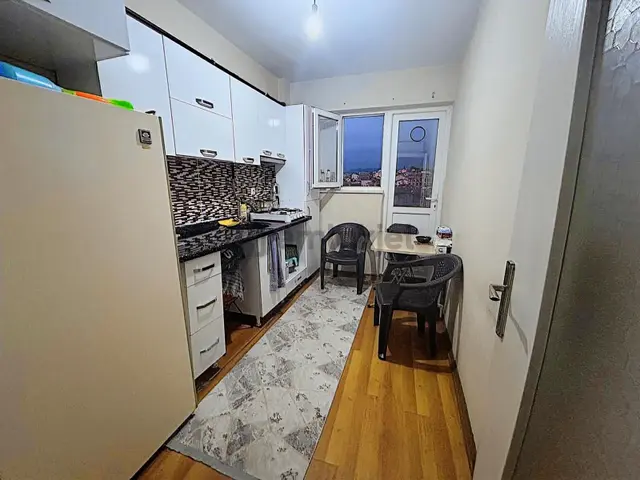 Gölcük Merkezde Eşyalı Satılık Daire! 2