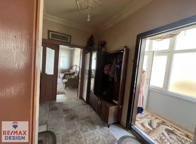 Remax Design Umutkent'te Satılık 3+1 Viilla 3