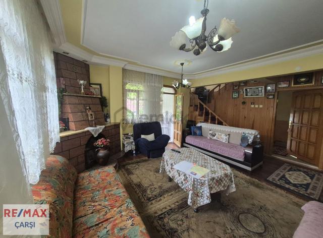 Remax Çarşı'dan Maşukiye'de 964 M2 İçinde Satılık İkiz Villa 5