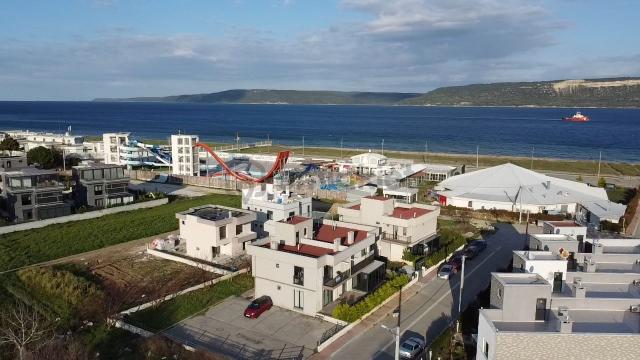 Çanakkale Kepez Sahilde Boğaz Manzaralı Ve Bahçeli Satılık 2+1 4