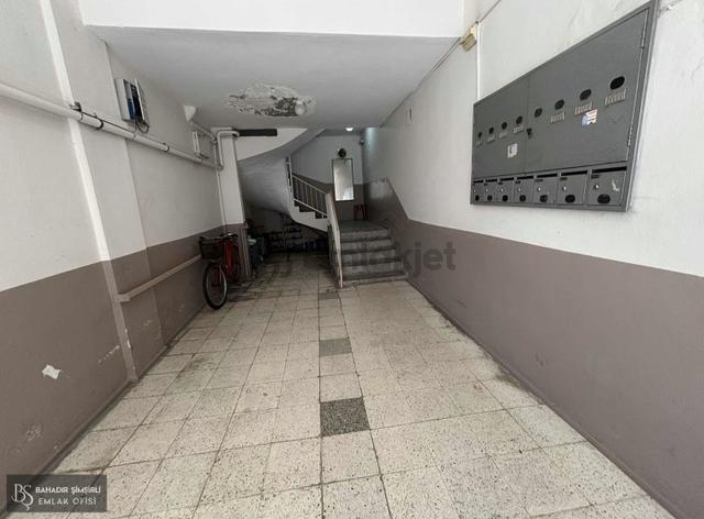 B.ş.den Ragıpbey Mahallesinde Satılık Ara Kat 3+1 Daire 1