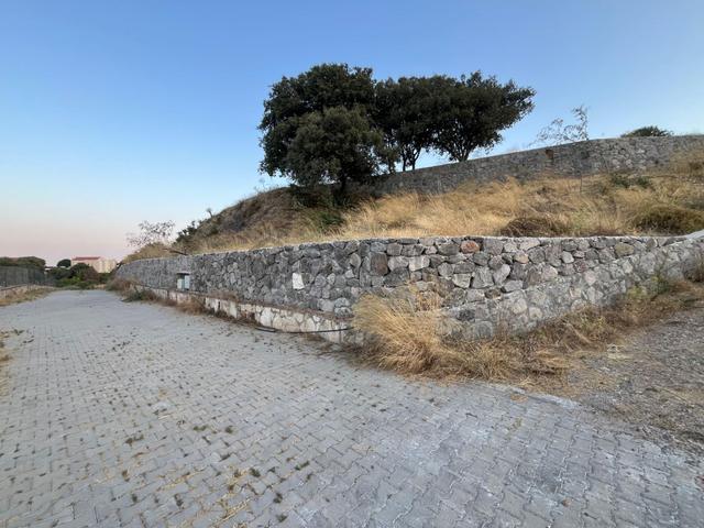 Bodrum Yahşi'de Deniz Manzaralı Malikaneler Bölgesinde Tarla 4