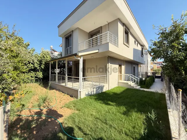 Seferihisar Doganbey'de Satılık Sıfır Luks 3+1 Villa Yazlık 3
