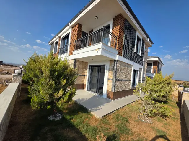 🏡 – Didim Hısar Mahallesi’nde Deniz Manzaralı 2 Katlı Lüks Müstakil Villa 🏡 1