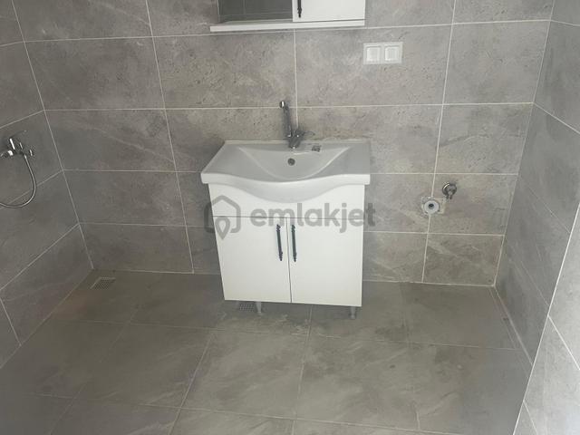 Giresun Teyyaredüzün'de Satılık 1+1 Sıfır Daire Asansörlü 3