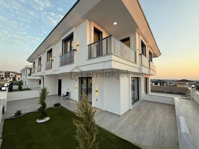 Didim Hisar Mah.satılık 4 Adet Havuzlu Ve Havuzsuz Seçenekler İle Villa 2