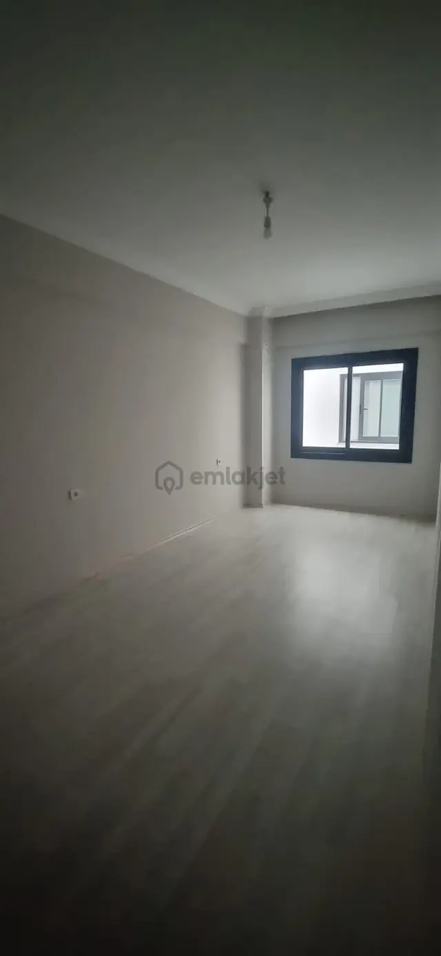 Tombul Emlaktan Yeşil Mahallede 3+1 Kiralık Daire 4