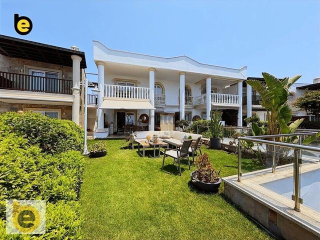 Sianji'de Deniz Manzaralı Bahçe Katı Eşyalı 3+1 Residence 1