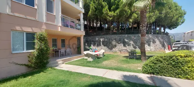 Kuşadası Golf & Spa Resort Köşe Bahçe Katı Eşyalı Satılık 2+1 4