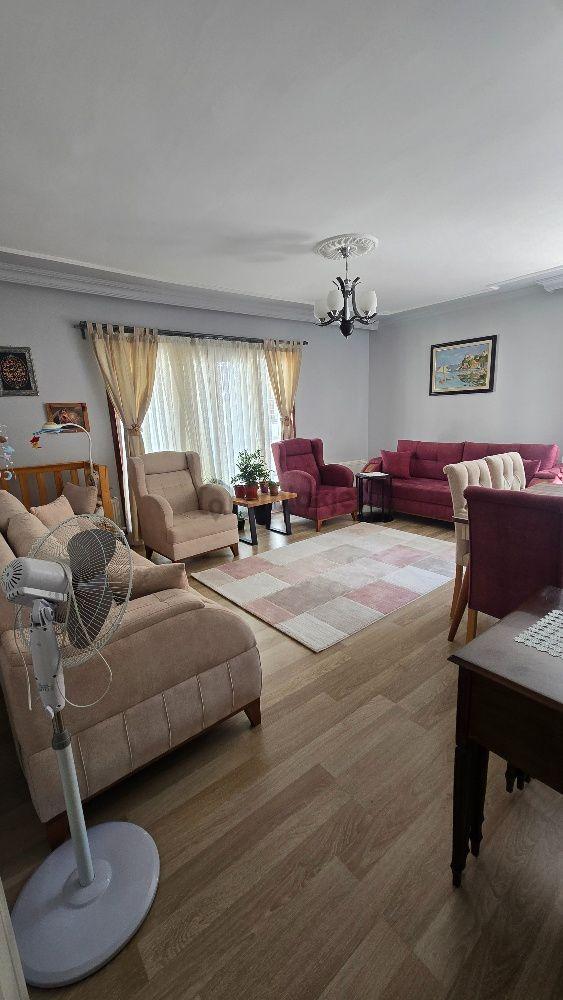 3+1 Bağımsız Salon Asansörlü Satılık Daire Yıldız Emlak'tan 2