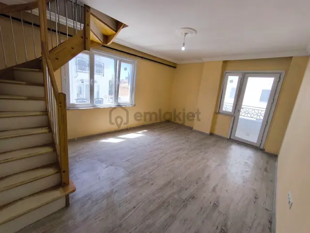 Sıfır Deniz Manzaralı 5+1 Fırsat Dubleks Daire 3