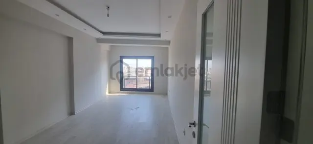 Tombul Emlaktan Yeşil Mahallede 2+1 Kiralık Daire 1