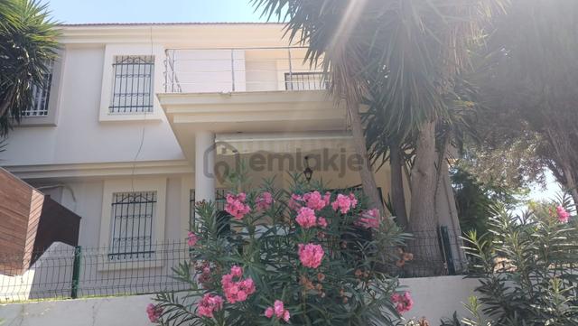 Alaçatı Gayrimenkulden Alaçatı Merkeze Yakın Satılık Villa 4