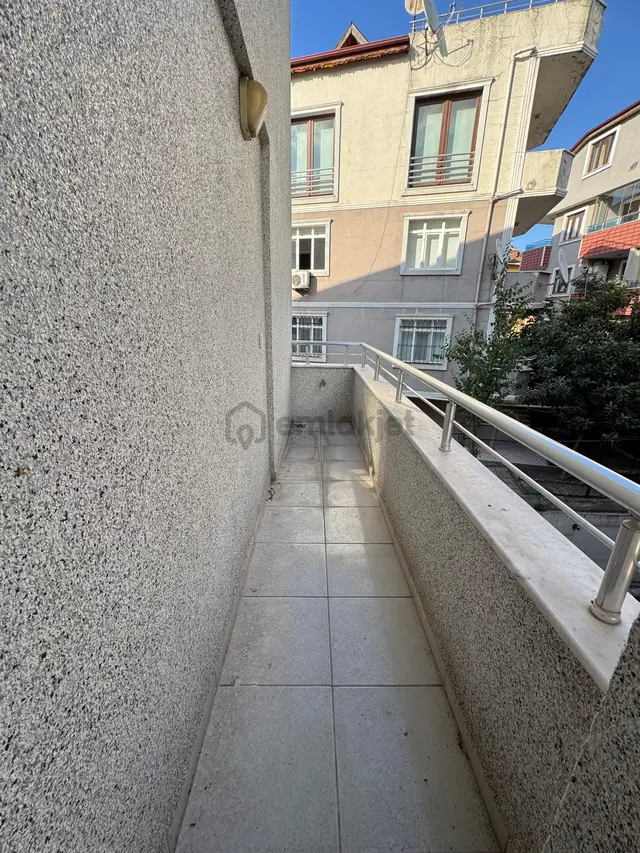 Emek Emlak'tan Körfez Atalar Mah.de Satılık 2+1 Yeni Daire 3