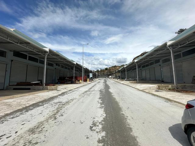 Alanya Kestel Yeni Sanayii De Kiralık 900m2 4 Adet Birleşik Dükkan 3