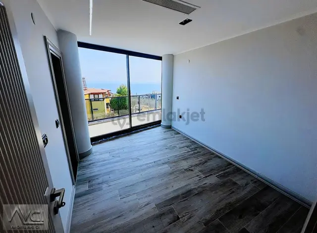 Avcı'dan Altınoluk Manzaralı Özel Mimari Müstakil 4+1 Lüks Villa 4