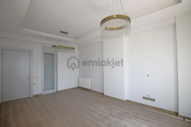 Retro’dan Kaliteli İşçilik Modern Dizaynıyla Yerinizi Ayıracağınız B.mutfak 3+1 2