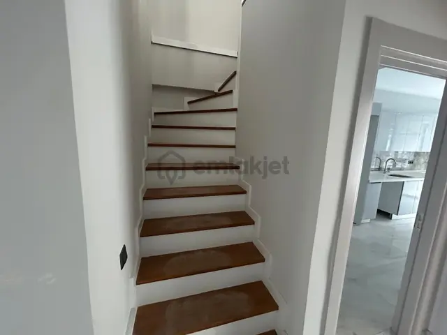 Üsküdar Fıstıkağacı Kısmi Deniz Manzaralı 3+2 Dubleks Daire 5