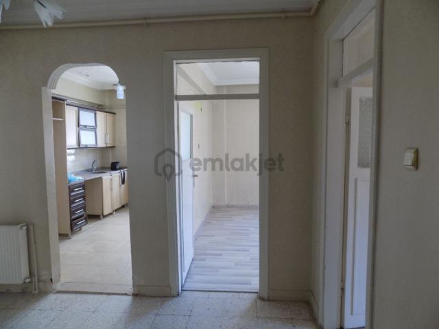 Şair Nabi Mah. Paf 2. Apt 3+1 Doğalgazlı 4. Kat Daire 3