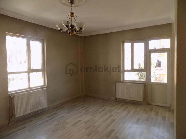 Şair Nabi Mah. Paf 2. Apt 3+1 Doğalgazlı 4. Kat Daire 5