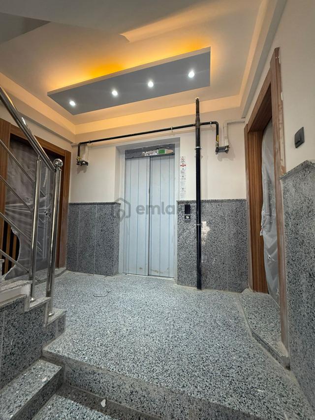 🏡aynı Ali Mahallesi 🏡 ✅2+1 105 M2 5 Katlınım Zemin Katı ❇️kombi Petekli 5