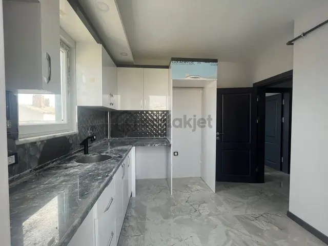 Acil Satılık 2+1 Kapalı Mutfak Yatırımlık Daire Acil Satılık 2+1 Kapalı Mutfak Yatırımlık Daire