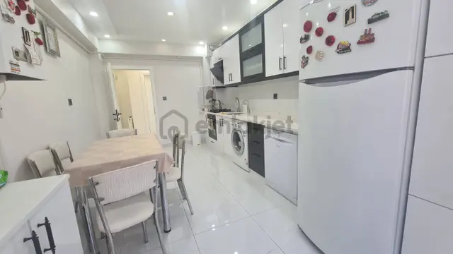 Karapürçek'te Diş Has. Yakınında Asansörlü Full Yapılı 3+1 Satılık Daire !! 5