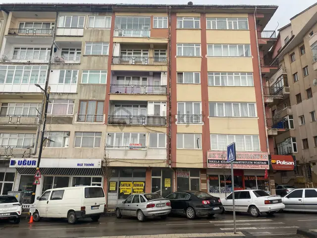 Kahvecioğlu Emlak'dan Ece Mah Satılık Daire 2
