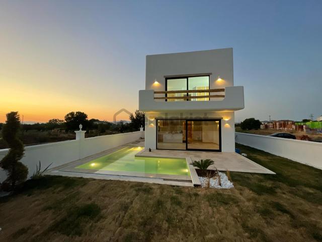 Gömeç’te Satılık Doğa İle İç İçe, Modern Ve Özgün Mimariye Sahip Villa Gömeç’te Satılık Doğa İle İç İçe, Modern Ve Özgün Mimariye Sahip Villa