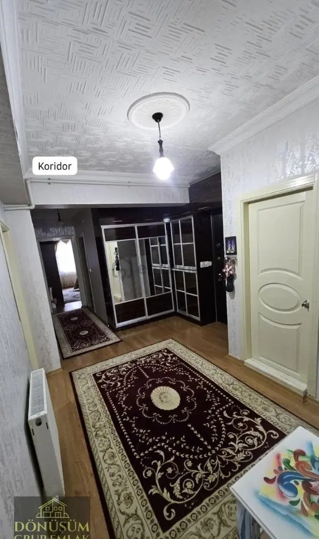 Dönüşüm Emlak'tan Şehrin En Merkezi Noktasında Güney-doğu Cephe 5+2 Dubleks Daire 3