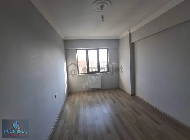 Pelin Emlkatan Murtaza Mah.satılık 3+1 Daire Kdz/ereğli 3