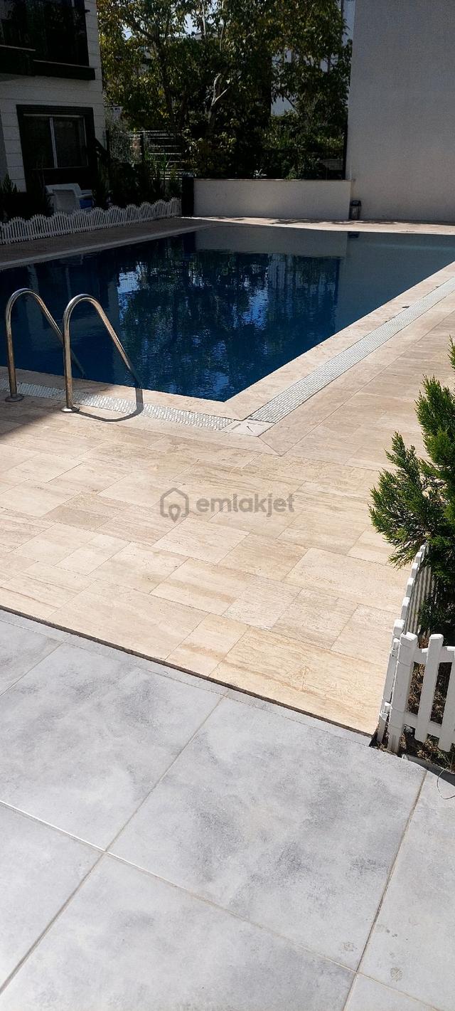 Davutlar Merkezde Satılık 3+1 Daire Davutlar Merkezde Satılık 3+1 Daire