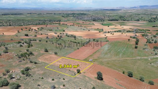 Akören Tülce De 2.344 M2 Müstakil Tapulu Tarla 3